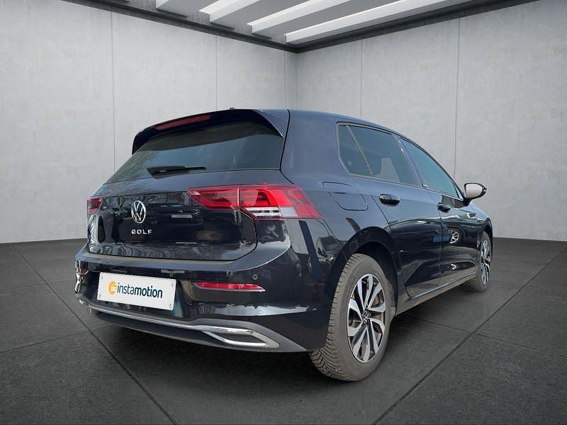 Gebraucht VW Golf VIII 150 PS (110 kW) 2022 Schwarz Kleinwagen