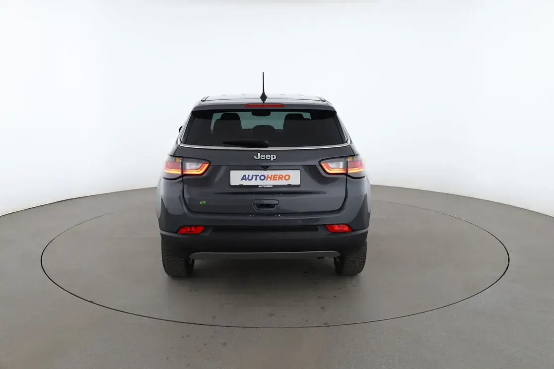 Gebraucht Jeep Compass Altitude 2024 Grau SUV