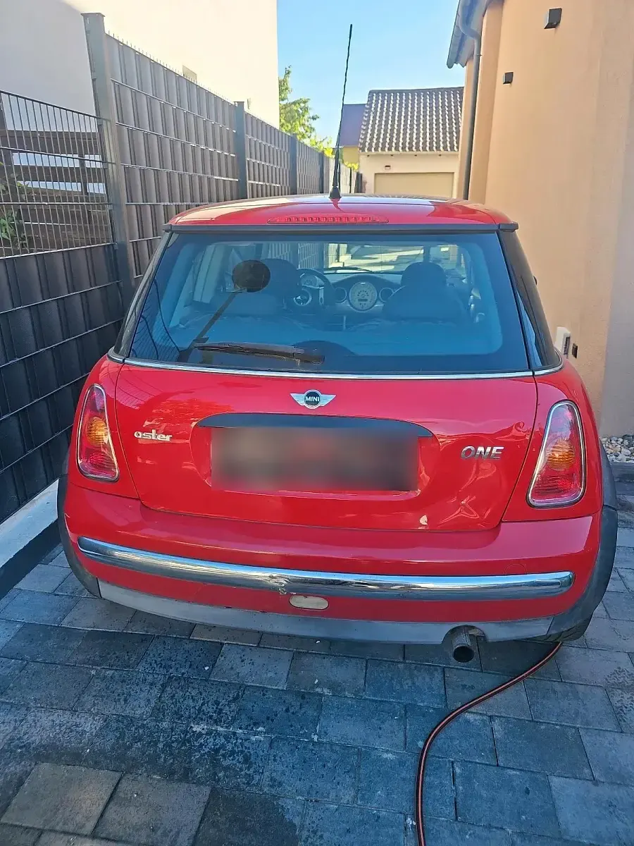 Gebraucht Mini ONE 90 PS (66 kW) 2002 Rot Kleinwagen