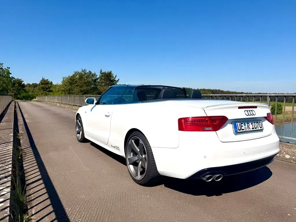 Gebraucht Audi A5 Cabriolet S-Line 190 PS (139 kW) 2015 Weiß Cabrio