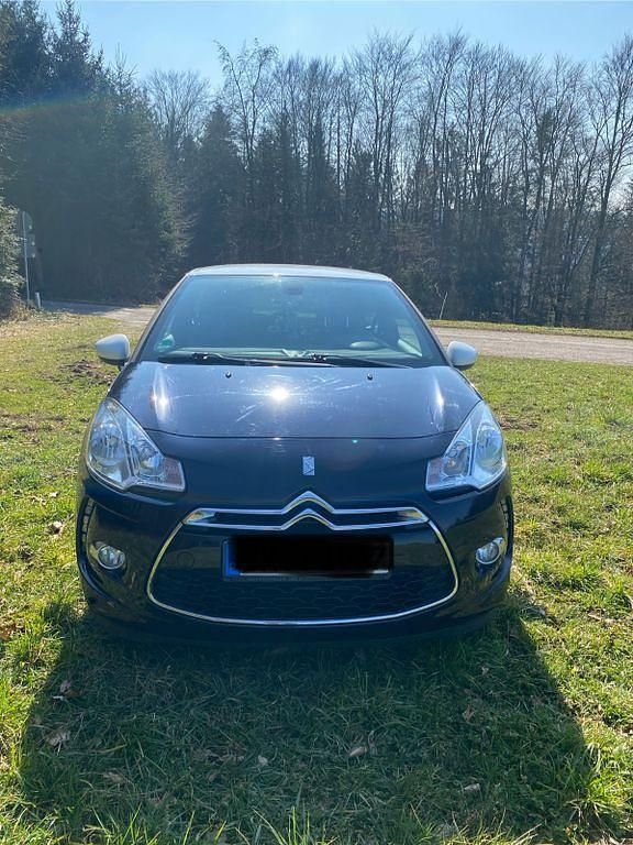 Gebraucht Citroën DS3 120 PS (88 kW) 2014 Blau Kleinwagen