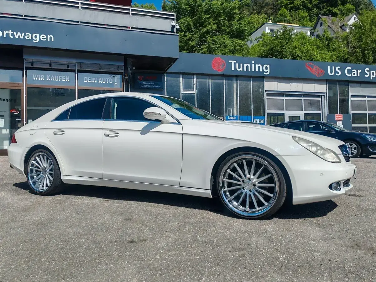 Gebraucht Mercedes CLS500 306 PS (225 kW) 2006 Weiß Coupé
