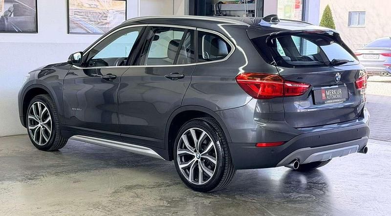 Gebraucht BMW X1 xLine 190 PS (139 kW) 2015 Grau SUV