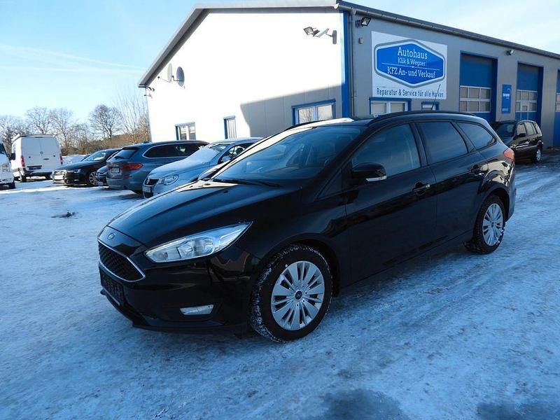 Gebraucht Ford Focus Business Edition 125 PS (91 kW) 2016 Schwarz Limousine