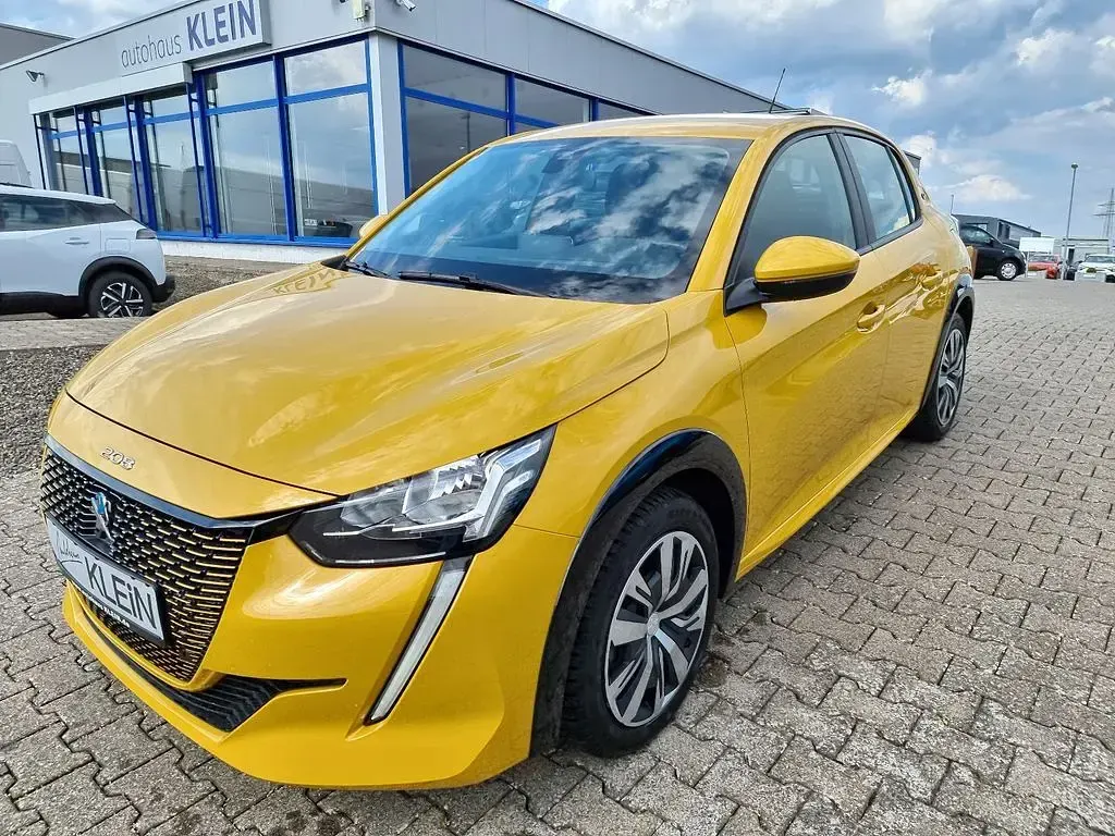Gebraucht Peugeot e-208 Active 100 kW (136 PS) 2021 Gelb Kleinwagen