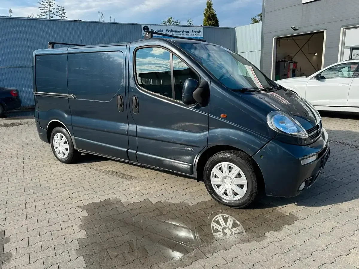 Gebraucht Opel Vivaro 100 PS (73 kW) 2003 Grau Van / Kleinbus