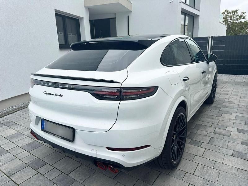 Weiß Gebraucht 2019 Porsche Cayenne Turbo SUV | 74.900 € (Superpreis) - Bild 1/4