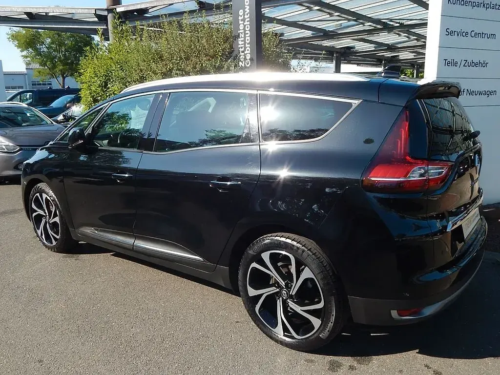 Gebraucht Renault Grand Scénic IV Black Edition 159 PS (116 kW) 2021 Blackpearlschwarz Van / Kleinbus