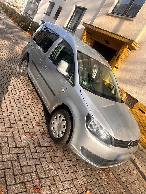 Usata VW Caddy 105 CV (77 kW) 2012 Argento Monovolume