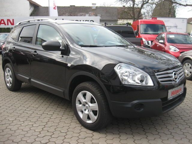 Schwarz metallic Gebraucht 2009 Nissan Qashqai +2 Visia SUV | 12.390 € (Teuer) - Bild 1/4
