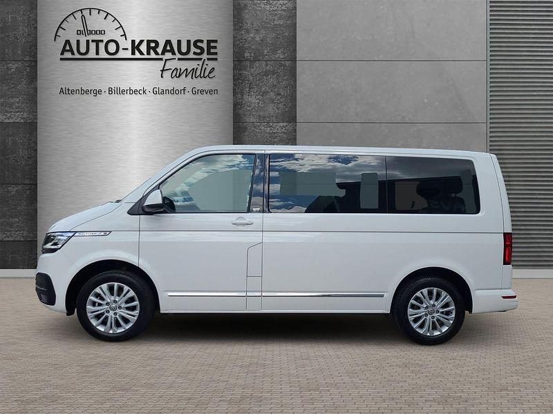 Second-hand VW Multivan Generation Six 150 CP (110 kW) 2022 Alb Monovolum