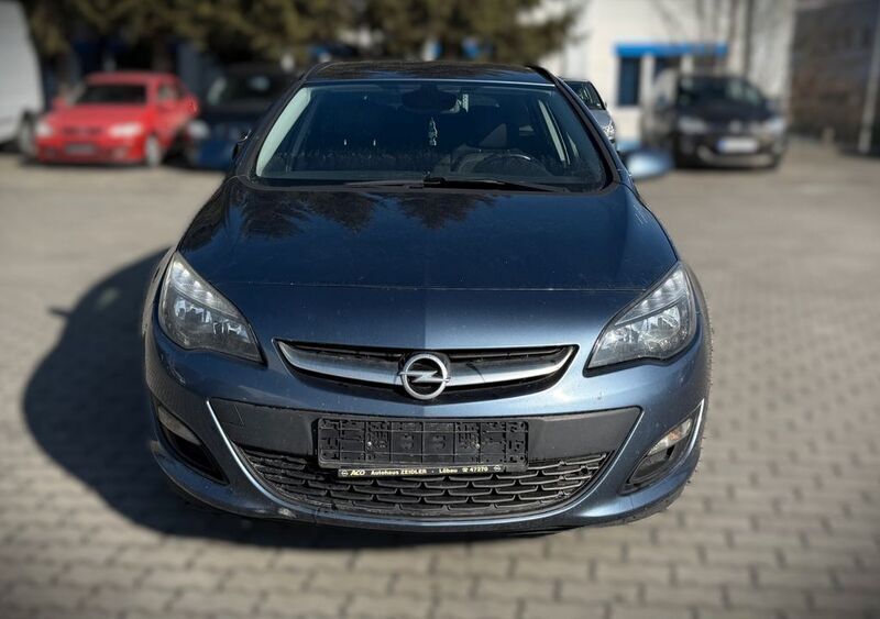 Blau Gebraucht 2013 Opel Astra Kombi | 2.790 € (Superpreis) - Bild 1/4