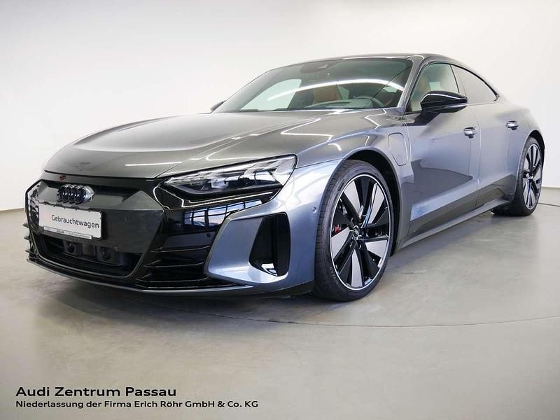 Daytonagrau perleffekt Gebraucht 2023 Audi e-tron GT quattro Sport Limousine | 72.900 € (Fairer Preis) - Bild 1/4