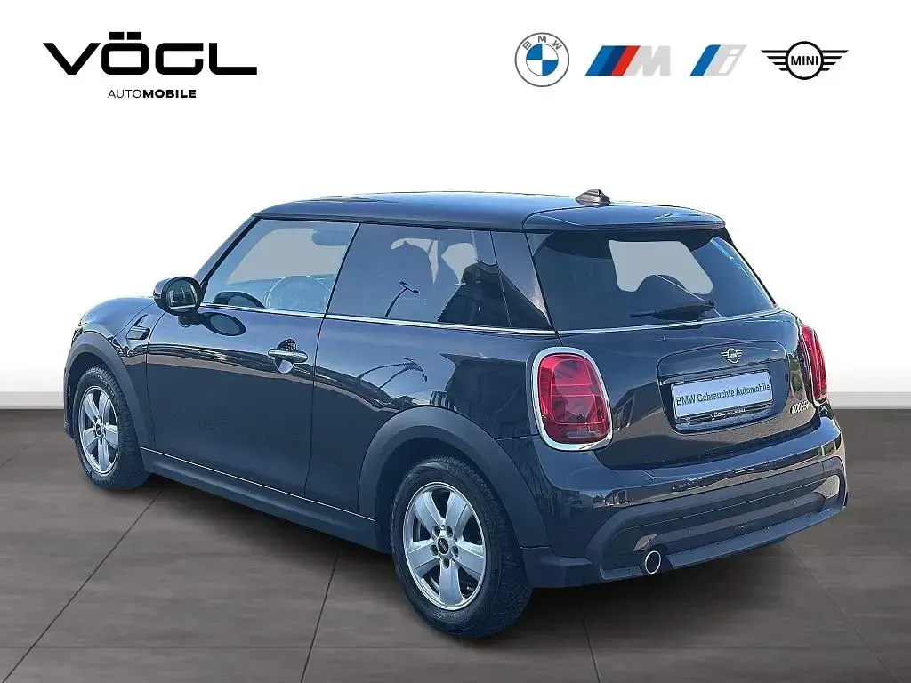 Occasion Mini Cooper Essential 136 PK (100 kW) 2023 Zwart Hatchback