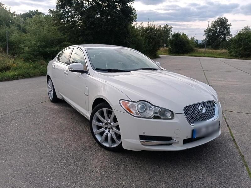 Weiß Gebraucht 2008 Jaguar XF Limousine | 5.900 € (Superpreis) - Bild 1/4