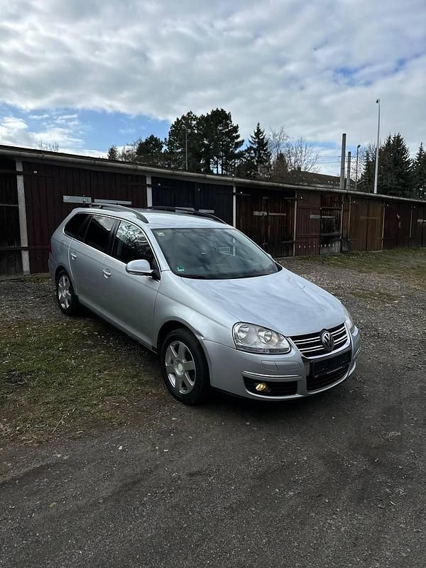 Gebraucht VW Golf V 105 PS (77 kW) 2008 Silber Kombi