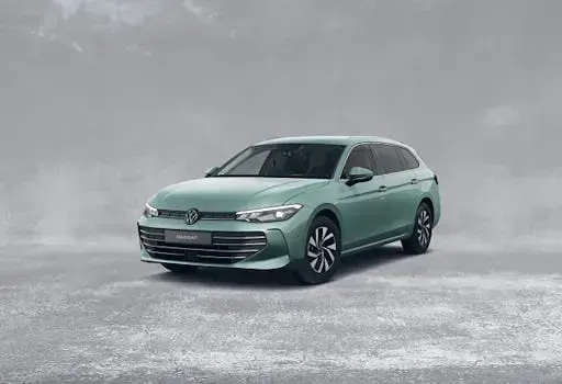 Gebraucht VW Passat Business 150 PS (110 kW) 2024 Grün Kombi