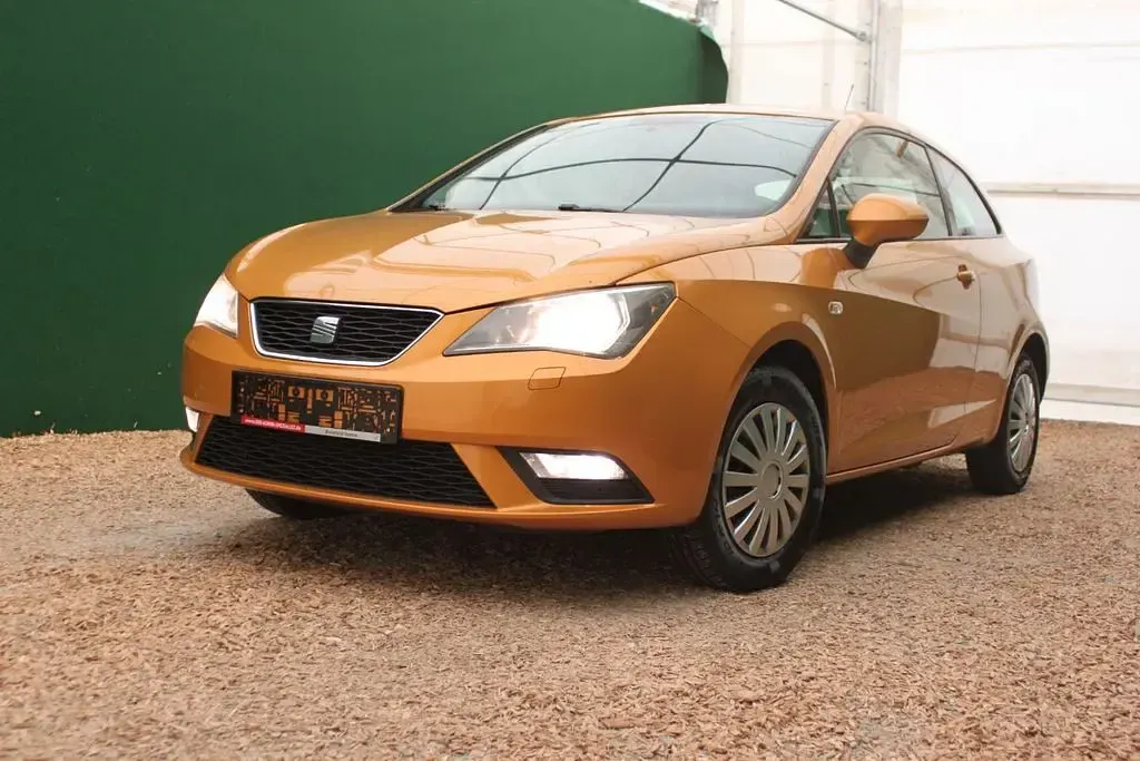 Gebraucht Seat Ibiza SC Style 86 PS (63 kW) 2012 "tribu" gelb Kleinwagen