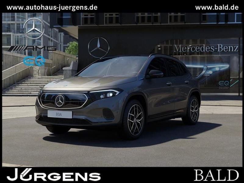Grau metalliclack mountaingrau Gebraucht 2021 Mercedes EQA250 Progressive SUV | 24.440 € (Etwas zu teuer) - Bild 1/4