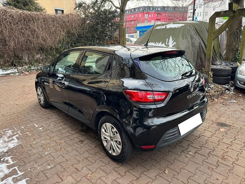 Gebraucht Renault Clio IV Life 75 PS (55 kW) 2016 Schwarz Limousine