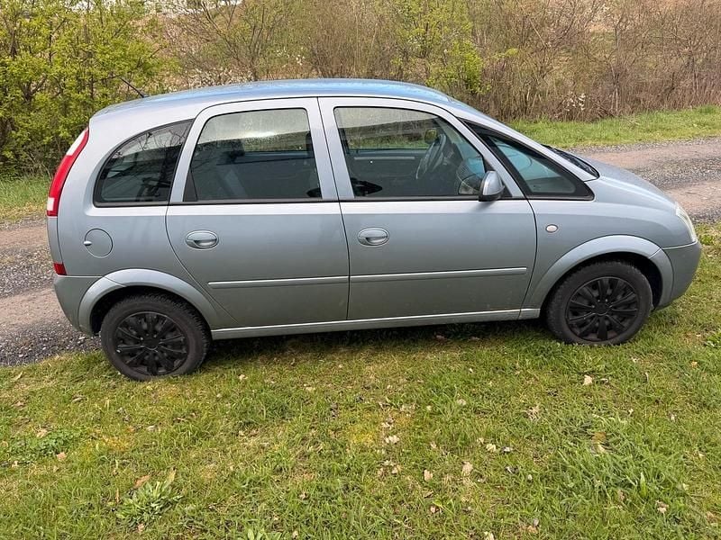 Gebraucht Opel Meriva 101 PS (74 kW) 2005 Silber Van / Kleinbus