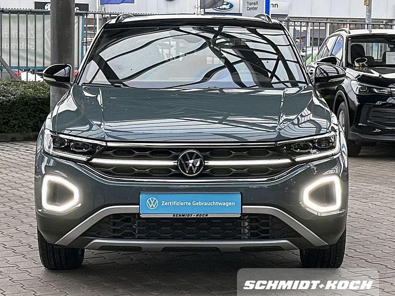 Gebraucht VW T-Roc Move 150 PS (110 kW) 2024 Petroleum blue (blau) SUV