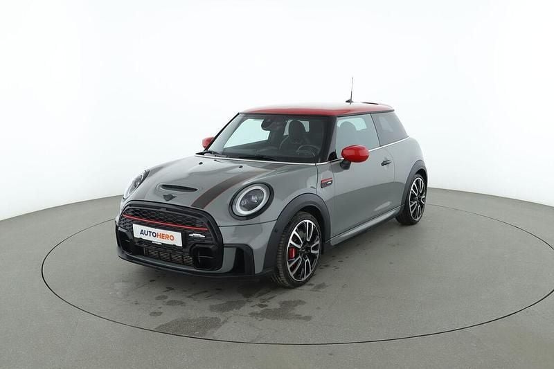 Grau Gebraucht 2022 Mini John Cooper Works Kleinwagen | 27.180 € (Fairer Preis) - Bild 1/3