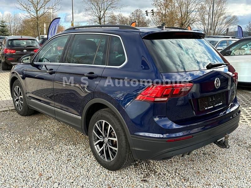 Gebraucht VW Tiguan Comfortline 150 PS (110 kW) 2020 Atlantic blue metallic SUV