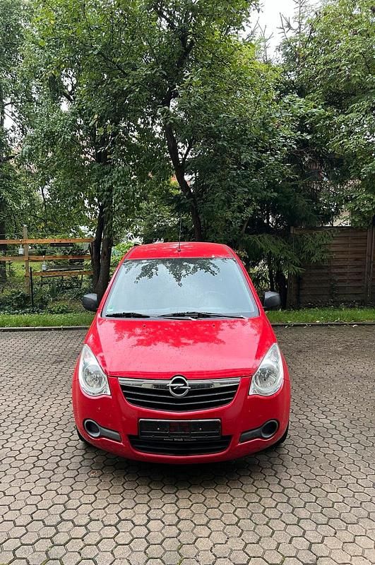 Rot Gebraucht 2009 Opel Agila Limousine | 2.350 € (Teuer) - Bild 1/4