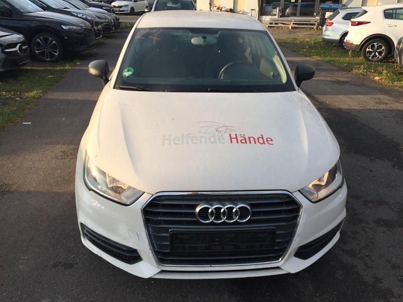 Gebraucht Audi A1 Sport 82 PS (60 kW) 2018 Weiß Limousine