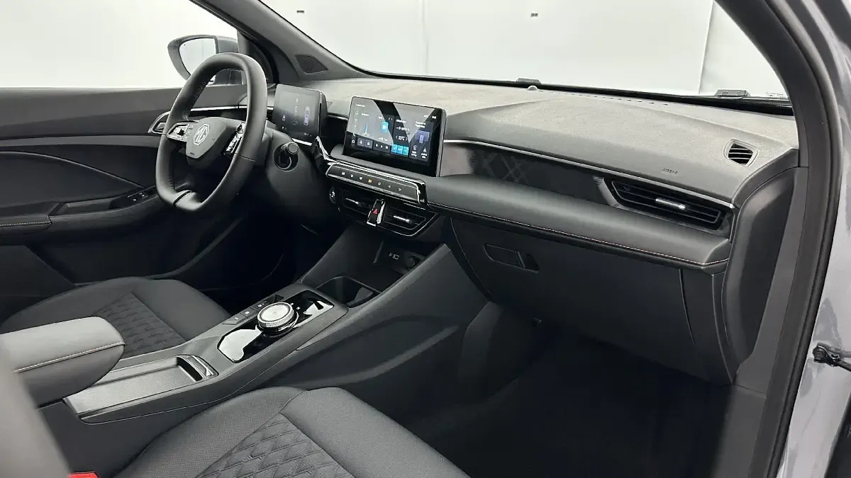 Neu MG MG3 Luxury 102 PS (75 kW) 2026 Hampstead grey Kleinwagen