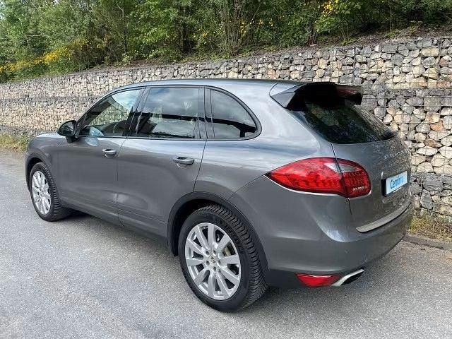 Gebraucht Porsche Cayenne 299 PS (219 kW) 2012 Grau SUV