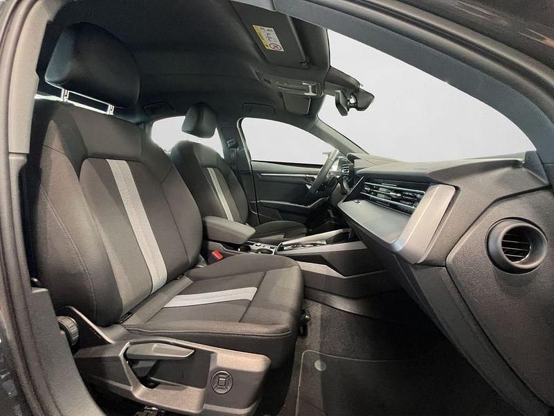 Gebraucht Audi A3 Ambiente 150 PS (110 kW) 2025 Manhattangrau metallic (metallic) Limousine