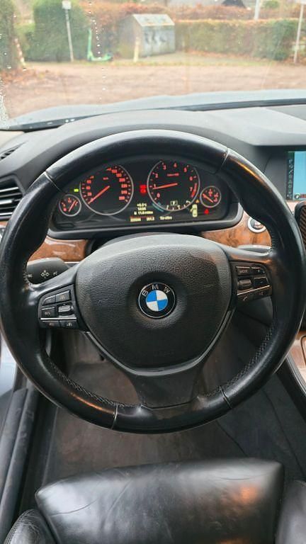 Gebraucht BMW 523 204 PS (150 kW) 2010 Grau Limousine