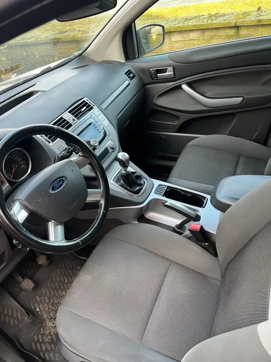 Gebraucht Ford Kuga 140 PS (102 kW) 2012 Grau SUV