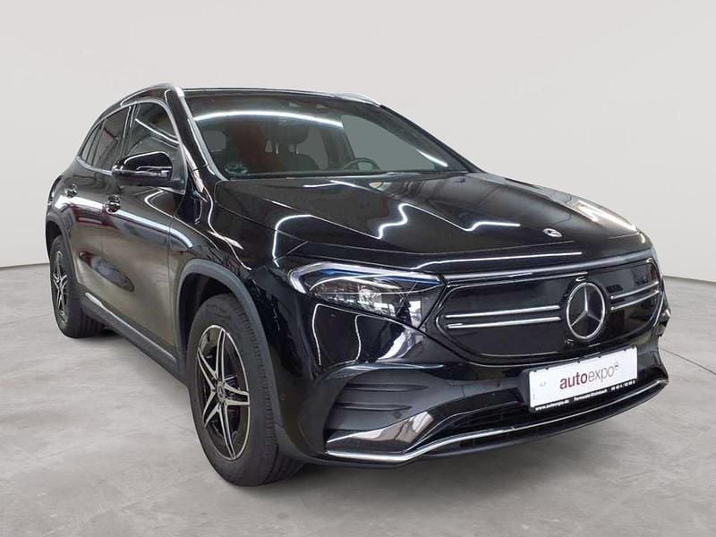 Kosmosschwarz metallic Gebraucht 2022 Mercedes EQA250 AMG line SUV | 29.290 € (Fairer Preis) - Bild 1/4
