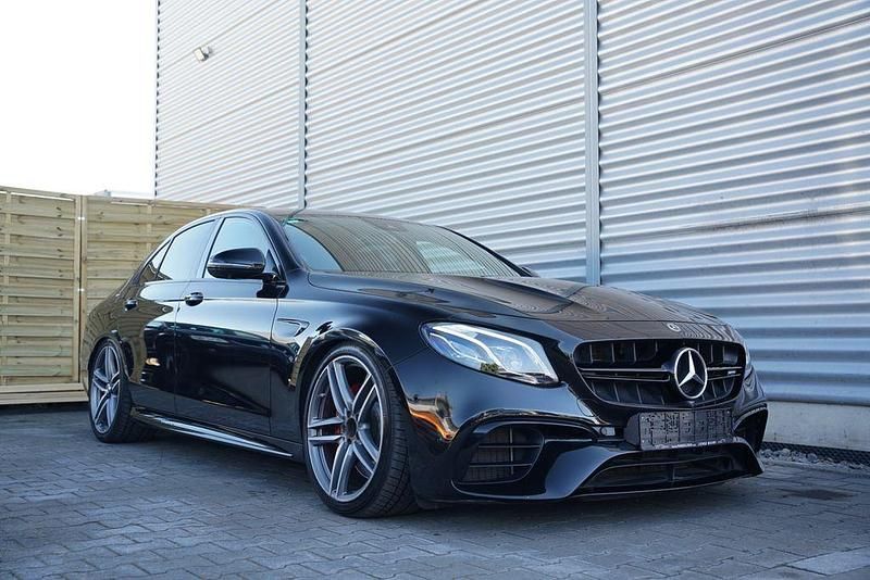 Schwarz Gebraucht 2018 Mercedes E63 AMG AMG Limousine | 55.900 € (Superpreis) - Bild 1/4
