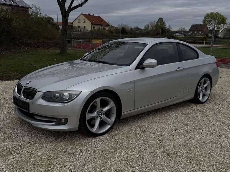 Używany BMW 330 272 KM (200 kW) 2010 Szary Coupe