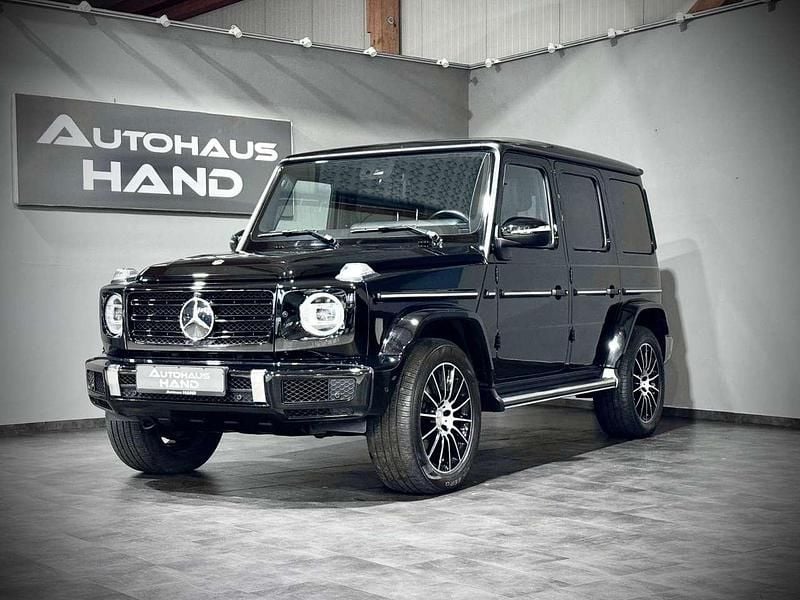 Tiefschwarz unilack Gebraucht 2020 Mercedes G350 AMG line SUV | 104.990 € (Fairer Preis) - Bild 1/4