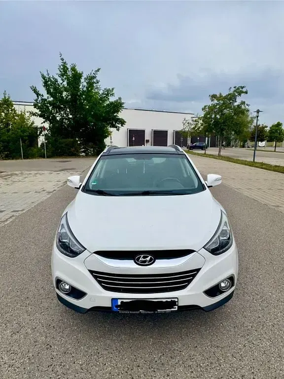 Gebraucht Hyundai ix35 Trend 116 PS (85 kW) 2015 Weiß SUV
