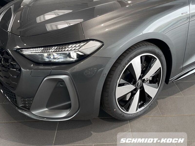Neu Audi A5 Edition .1 299 PS (219 kW) 2025 Grau Coupé