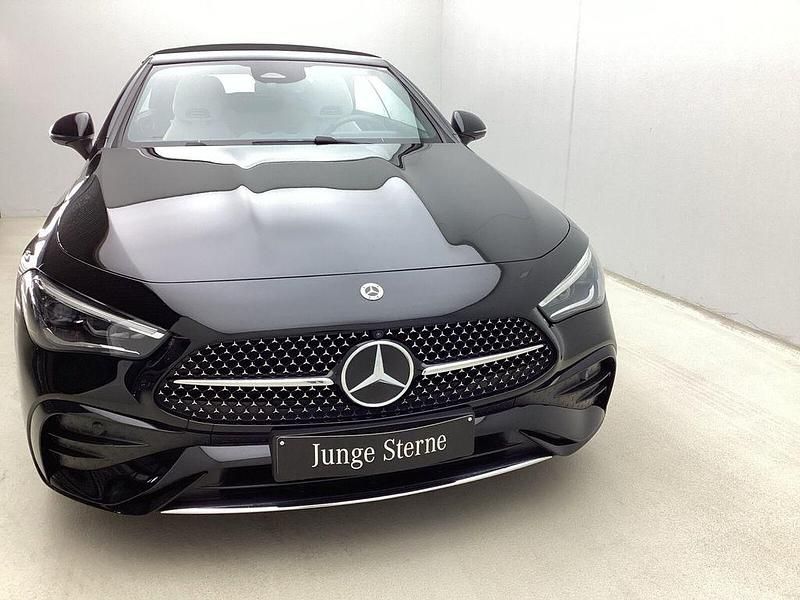 Gebraucht Mercedes CLE200 Advanced Plus 204 PS (150 kW) 2025 Unilack schwarz Cabrio
