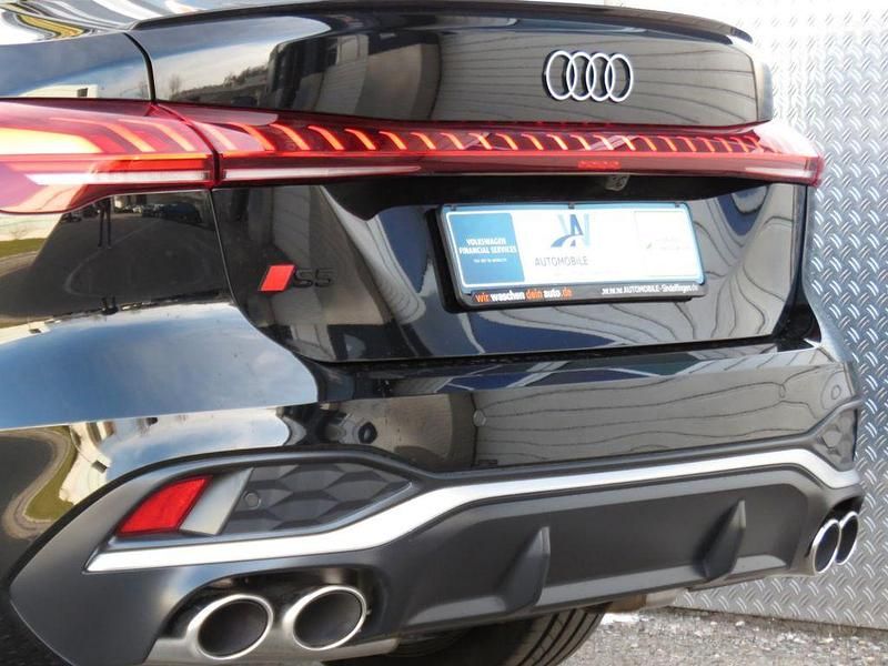 Neu Audi S5 Sport 367 PS (269 kW) 2026 Schwarz Limousine
