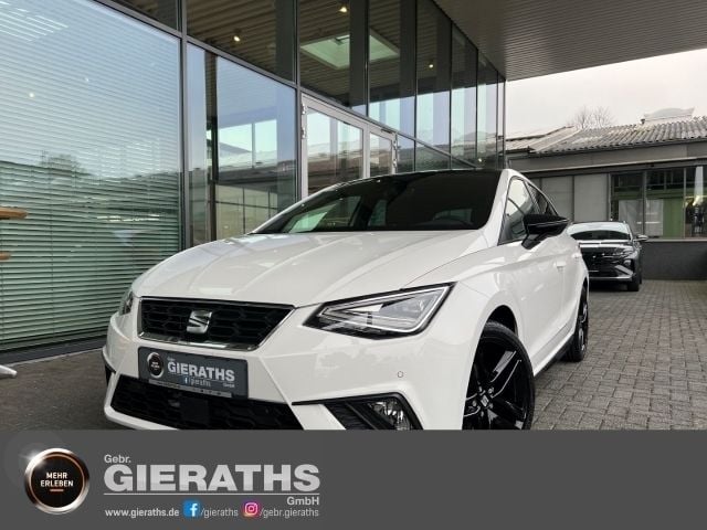 Weiss Gebraucht 2024 Seat Ibiza Limousine | 22.800 € (Teuer) - Bild 1/4