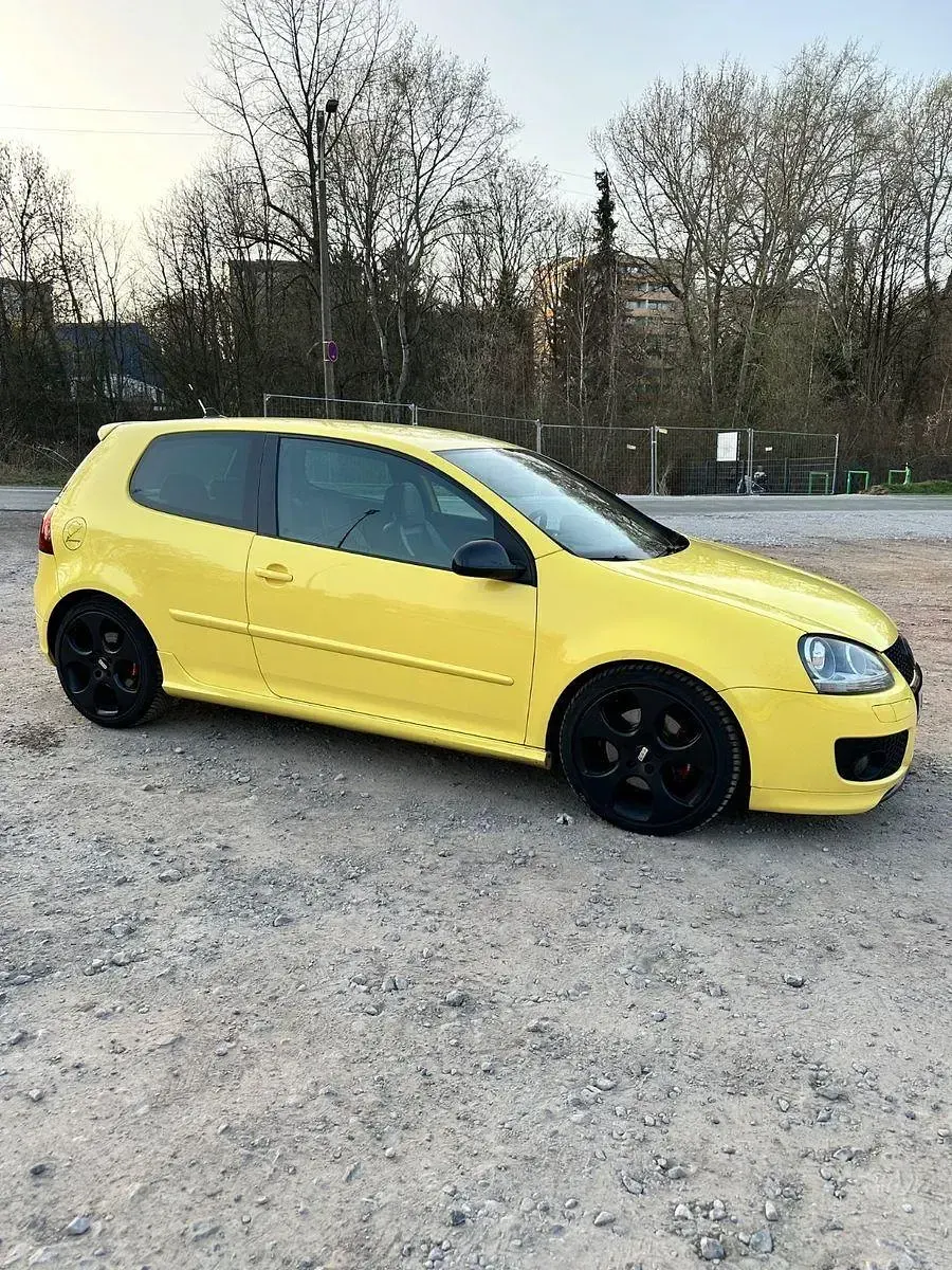Gebraucht VW Golf Edition 230 PS (169 kW) 2008 Gelb Coupé