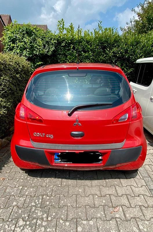 Rot Gebraucht 2005 Mitsubishi Colt Kleinwagen | 700 € - Bild 1/4