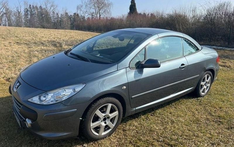 Grau Gebraucht 2007 Peugeot 307 CC Sport Cabrio | 3.400 € (Fairer Preis) - Bild 1/4