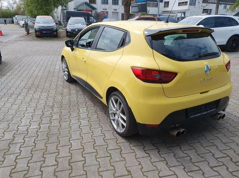 Usata Renault Clio IV Expression 73 CV (53 kW) 2014 Giallo Berlina