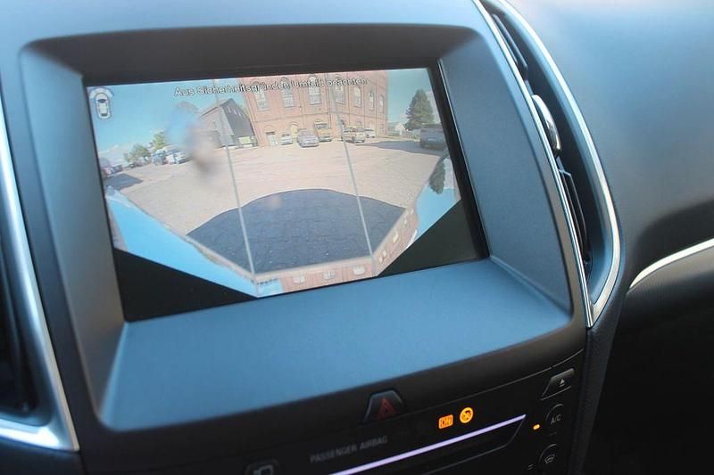 Gebraucht Ford Galaxy Titanium 211 PS (155 kW) 2017 Grau Van / Kleinbus