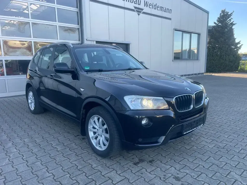 Gebraucht BMW X3 Sport Line 184 PS (135 kW) 2011 Schwarz SUV